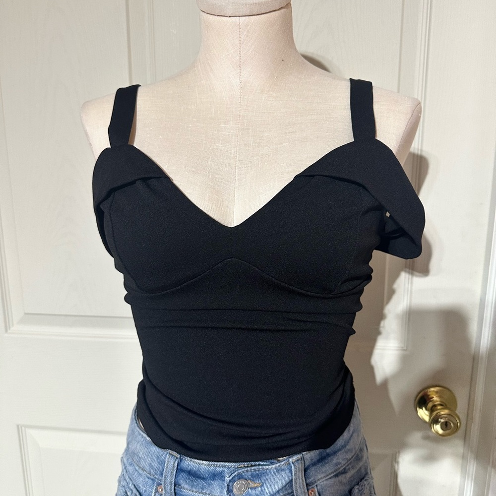 Black Off the shoulder top
